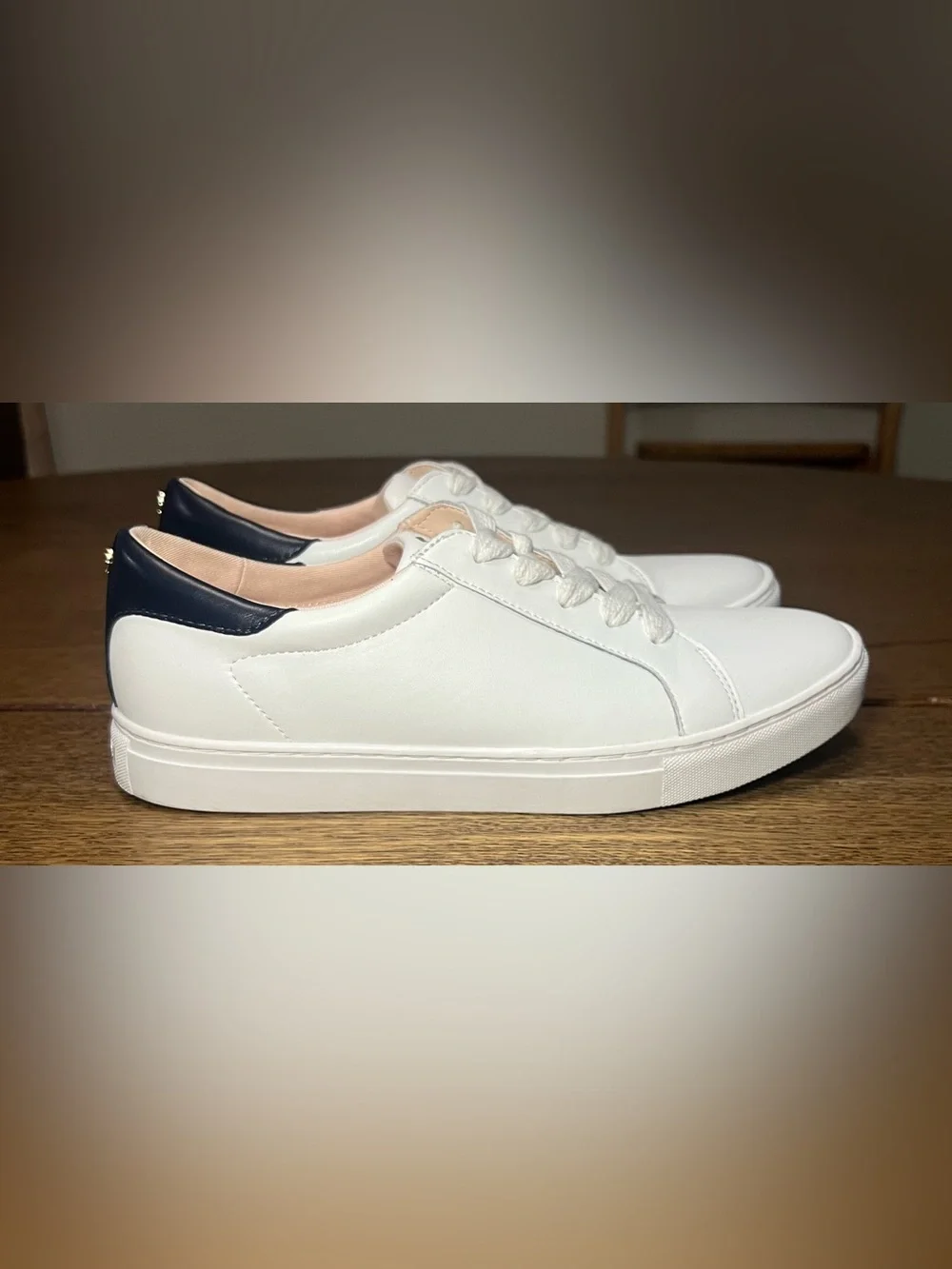 Kate Spade Alanna Action Leather Ladies Sneakers SZ. 10 White/Blue - Picture 2 of 10